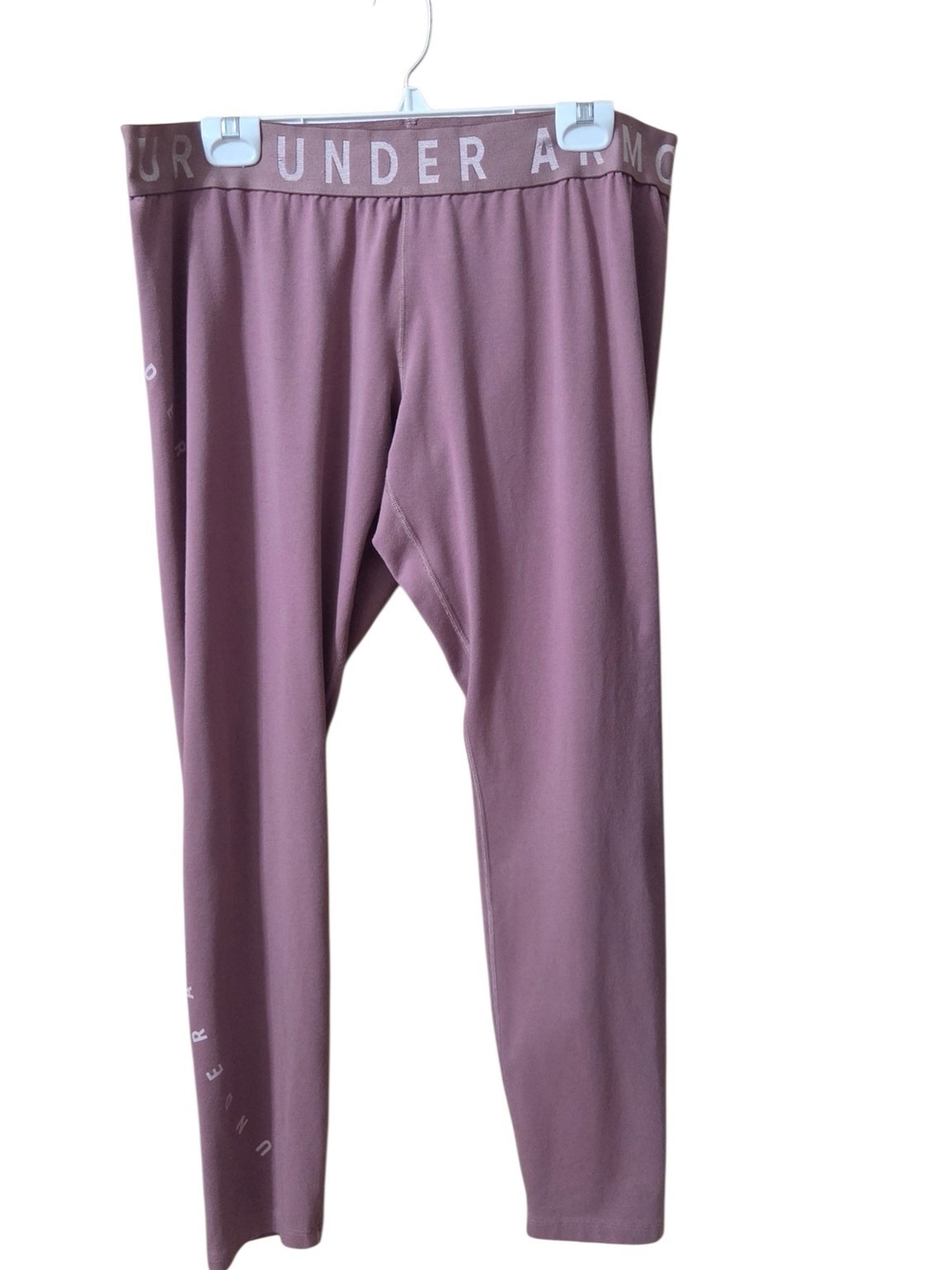 Under Armour Mauve Women's Performance Leggings
